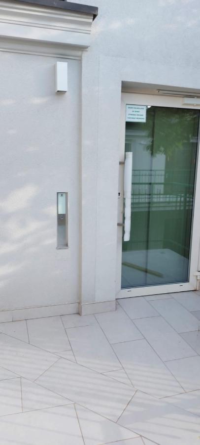 Juwel Apartments Krakow Z Widokiem Na Wawel Ap 44 Cracóvia Exterior foto